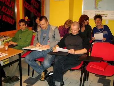 LA PUERTA Centrum języka i kultury hiszpańskiej